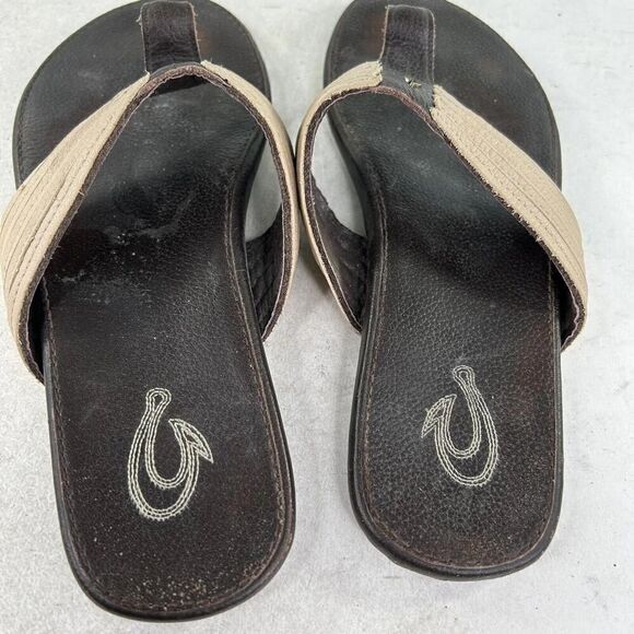 OluKai Mahina Leather Flip Flops US 7 Beige Thongs Sandals Tan Brown  Summer - Picture 9 of 11
